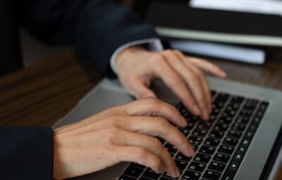 Jak pozyskiwać pacjentów bez łamania przepisów reklamowych?