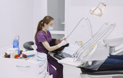 Jakie są etapy leczenia implantami cyrkonowymi?