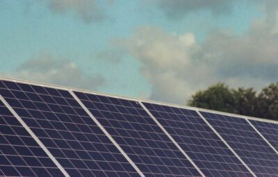Czy magazyn energii fotowoltaicznej trzeba zgłaszać do zakładu energetycznego?