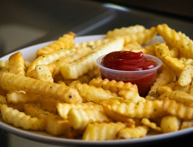 Jakie parametry frytownicy gastronomicznej są najważniejsze?